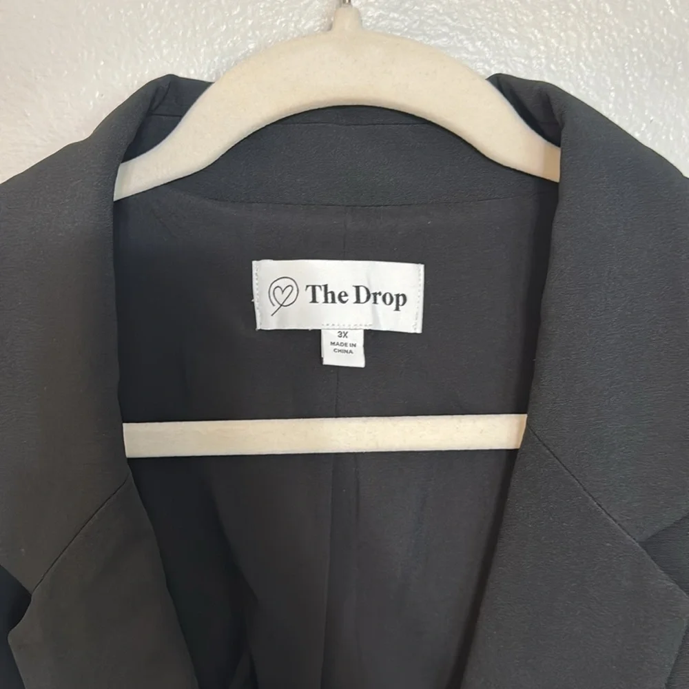 The Drop Blake Long Blazer in Black - Picture 4 of 9